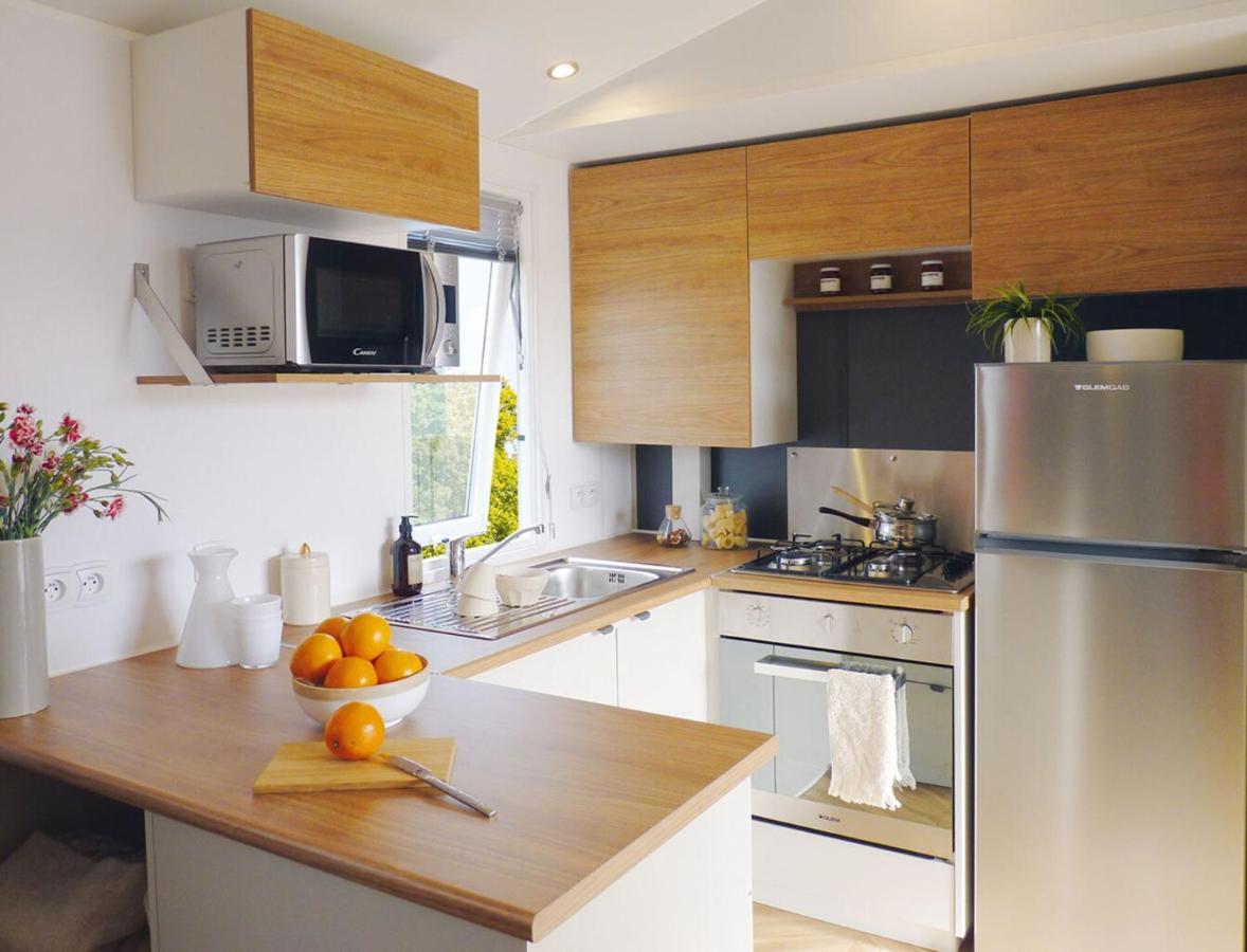 Bj Chalets - De Rug 3 - Vakantiepark Lauwersoog - Luxe Chalet Met Vaatwasser En Inloopkast! Vroege Incheck! Met Airco! Экстерьер фото
